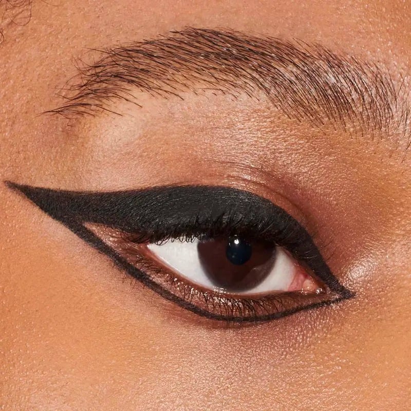 👁️ BUY 1 GET 1 FREE! ✨ 1440-Min Waterproof Eyeliner – Smudge-Proof, Vegan, Precision Tip 💧