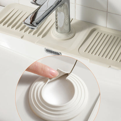 🔥 Quick-drying silicone mat for taps