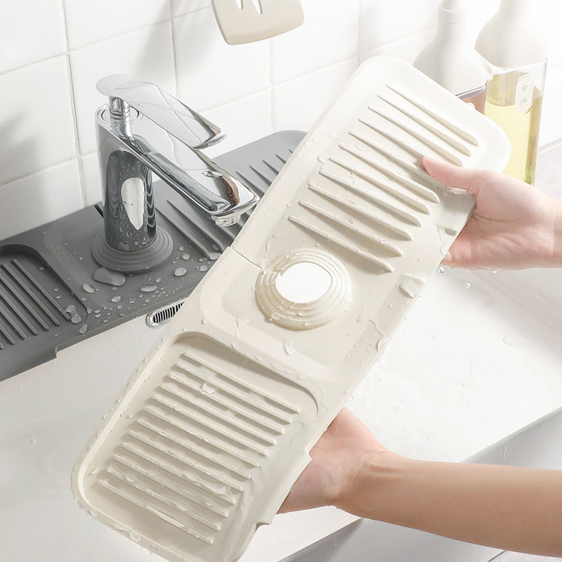 🔥 Quick-drying silicone mat for taps