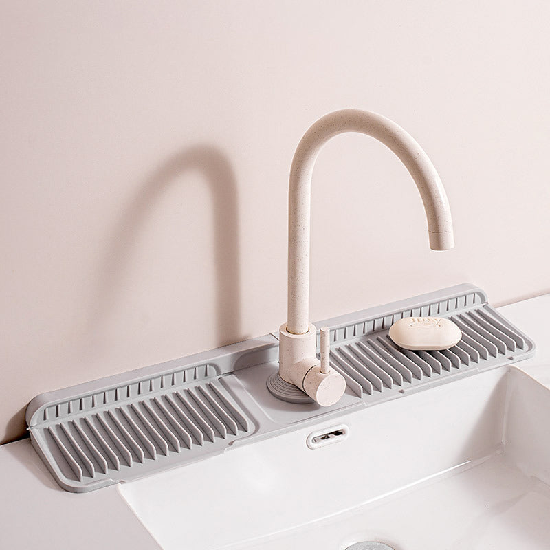 🔥 Quick-drying silicone mat for taps