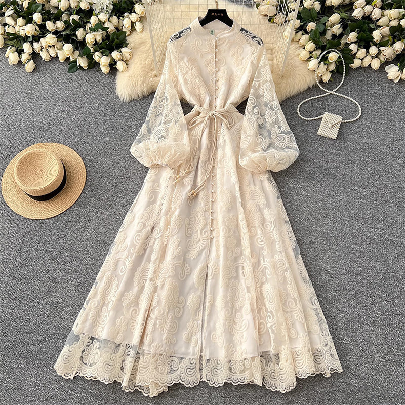 🎁New arrival 60% OFF💥Vintage Embroidered Lantern Sleeve Dress