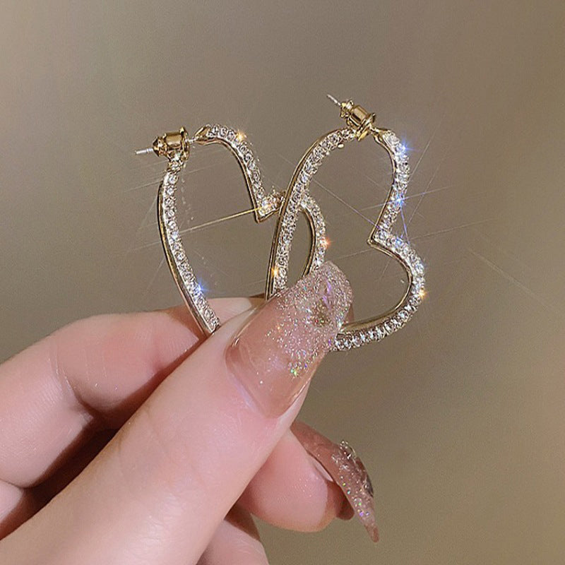 Women’s Sparkling Gold Heart Earrings