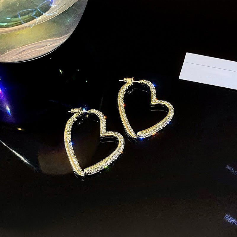 Women’s Sparkling Gold Heart Earrings
