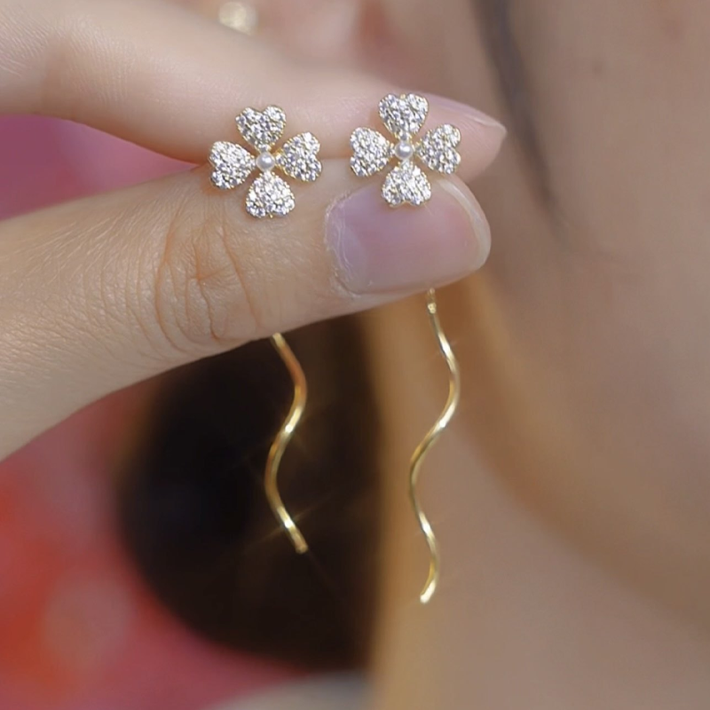 Sparkling Zirconia Clover Tassel Earrings