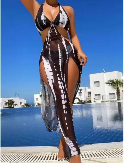 👙  50% OFF! ✨ Striped Two-Piece Swimsuit – Halter Neck Tie, Ring Detail, High Stretch 🌊