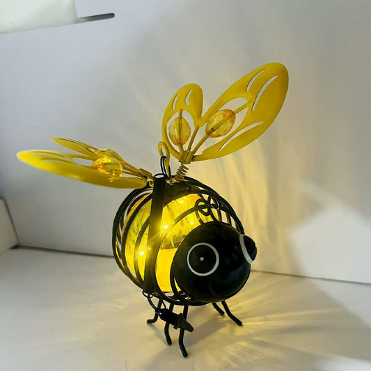 🌙🍃50% OFF! Hanging Solar Bee Light – Warm Amber Glow, Flicker-Free, Perfect for Garden Parties, Camping, or Kids’ Rooms – Spread Joy Day and Night 🌞🌜