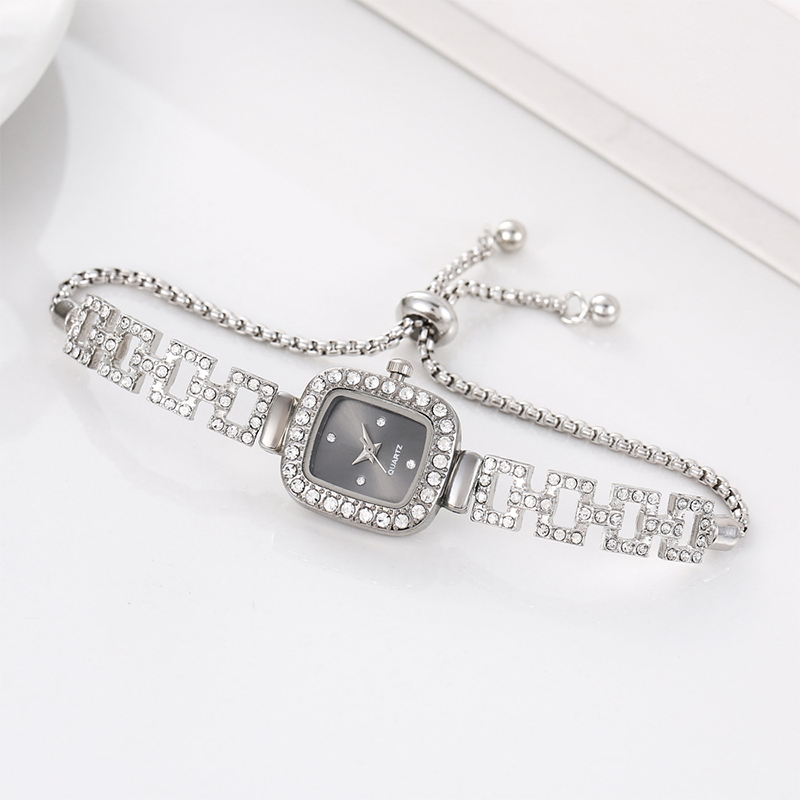 ⏳ 50% off⏰Women Drawstring Bracelet Watch Square Quartz⌚🌸