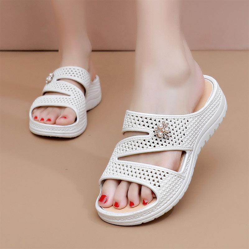 ⏰💰 50% OFF – Women's Soft Sole Slip-On Sandals – Walk in Cloud-Like Comfort! | Easy On/Off, No Breaking In | Perfect for All-Day Wear 👡✨🌸