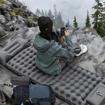 🎉 2026 Sale — Over 95,000 Sold! 🛏️ Lightweight Portable Air Mattress – Built-in Foot Pump & Pillow 🏕️